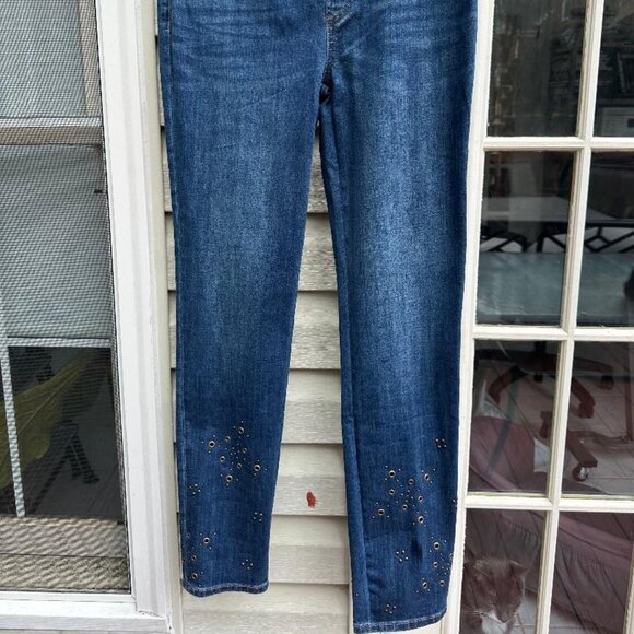 NWT Chico's Grommet Hem Pull-On Ankle Jeggings, Size Chicos 0T /Regular 4T - Picture 1 of 11